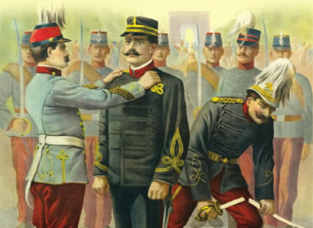 Alfred Dreyfus  degrqadado